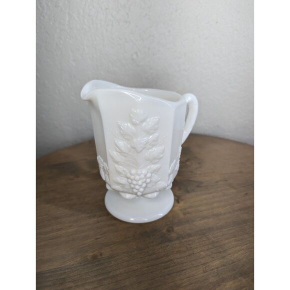 Vintage Set Westmoreland Milk Glass Lidded Sugar Bowl & Creamer Great Condition - Picture 2 of 11